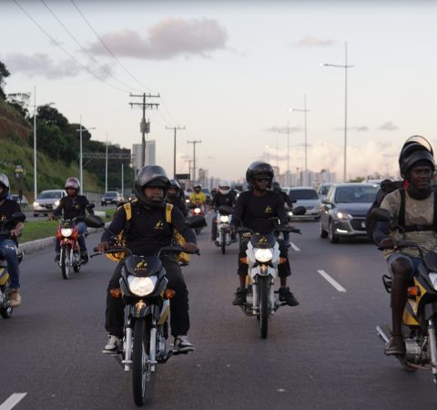 Bruna e Luma Pitanga lançam a Motoca, empresa de locação de motocicletas  - Anota Bahia